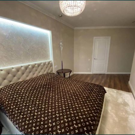 Lux 1-Bedroom Panoramic View Most City Center Area Dnipro Eksteriør bilde